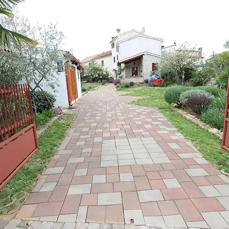 Guest house Guest House Liliana 3*